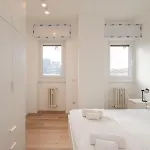 Ihost Flat - Giambellino 131-2 アパート *