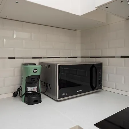 Ihost Flat - Giambellino 131-2 Milano