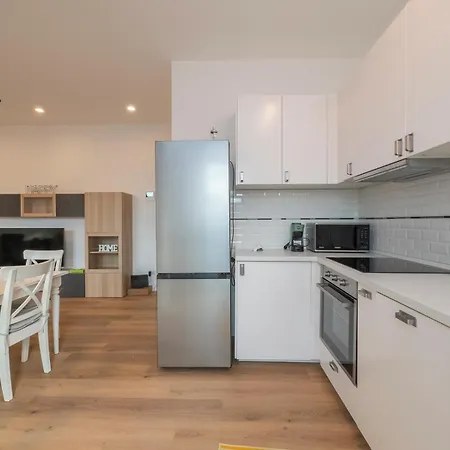 Ihost Flat - Giambellino 131-2 Daire